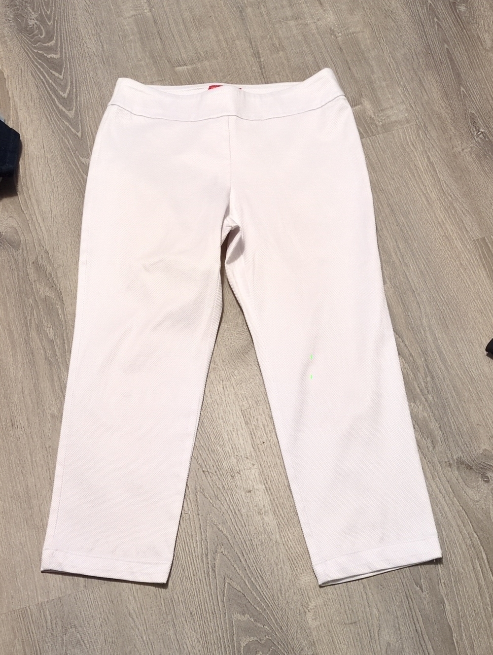 Krazy Larry White Textured Microfiber Pull On Crop Pants Size 12